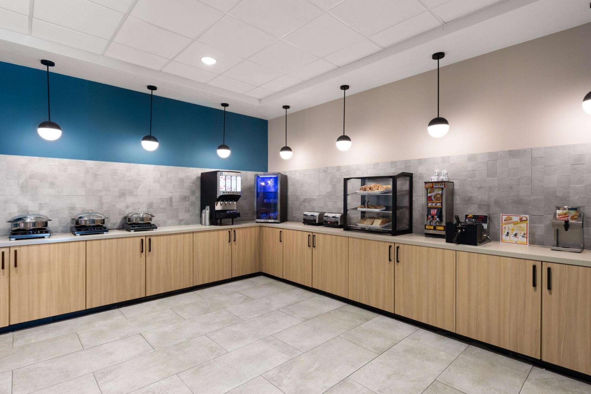Hawthorn Extended Stay By Wyndham Kingman Extérieur photo